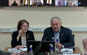Круглый стол на тему «Вклад союзных республик СССР в общую Победу в Великой Отечественной войне 1941-1945 годов. Борьба с фальсификацией истории».